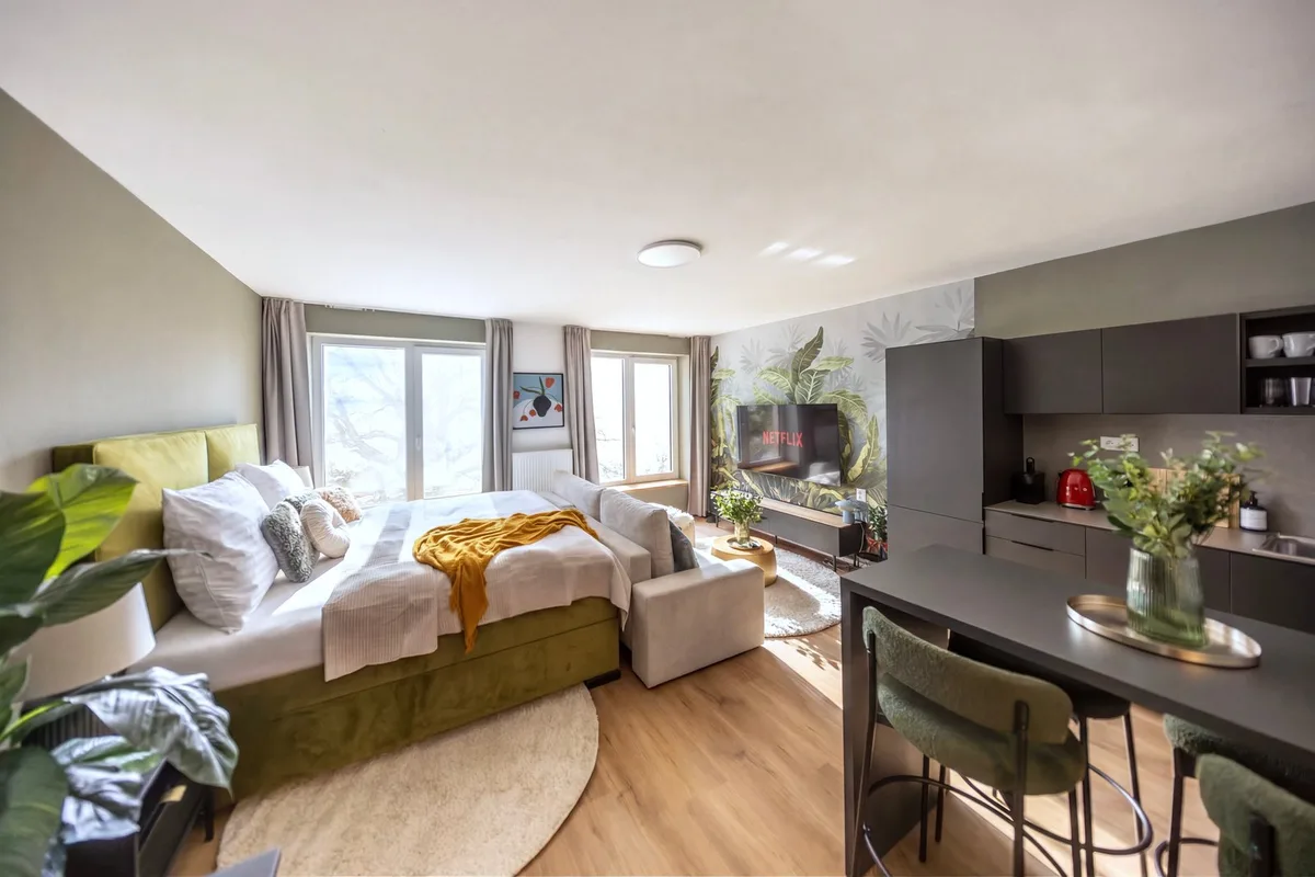 SadOVA Hotel & Premium Suites by URBAN WOLF — 2