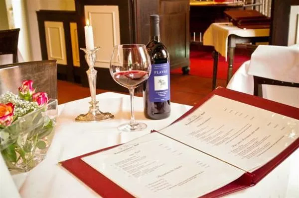 Hotel Restaurant Knechtstedener Hof — 2