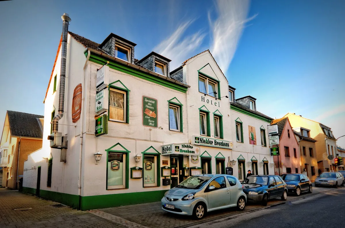 Niehler Hotel