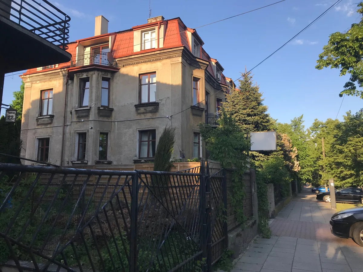 CRACOW BB — 3