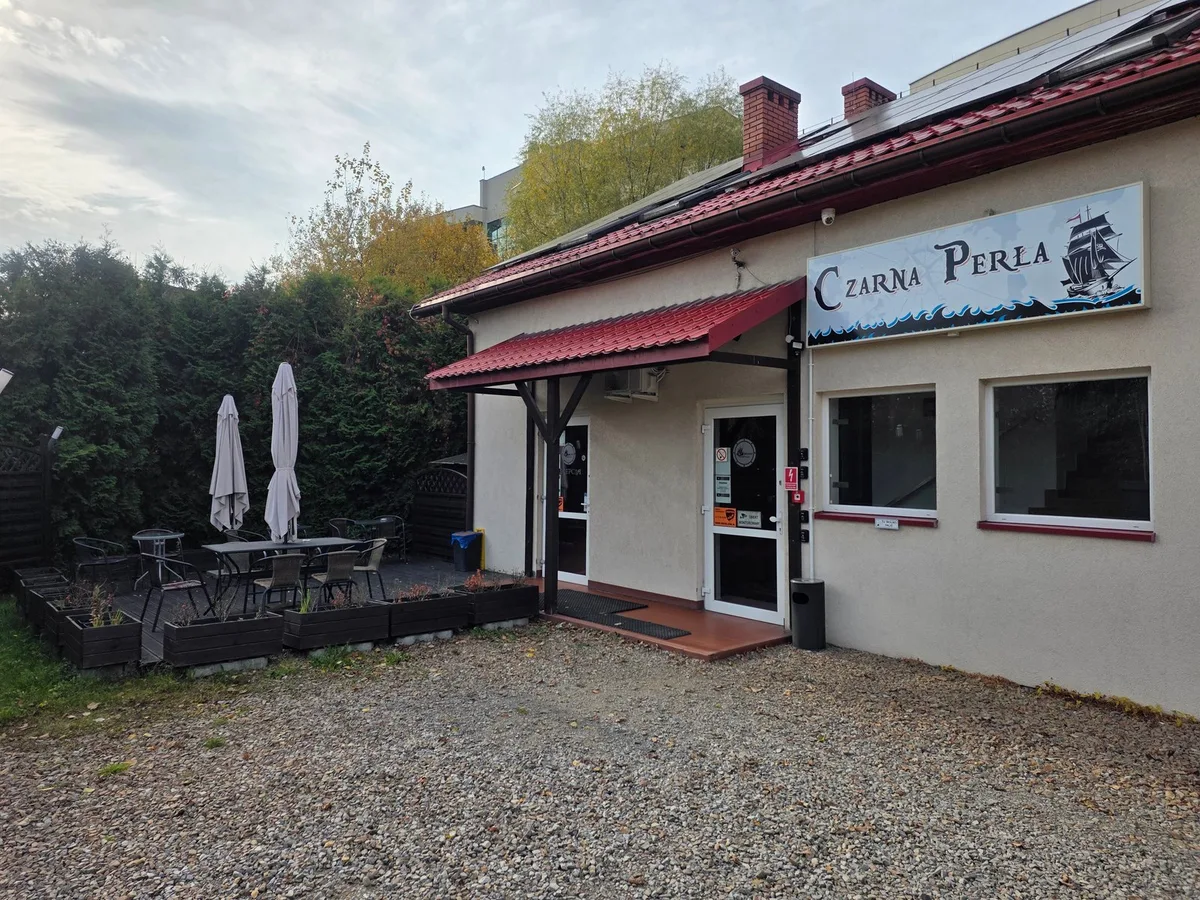 NOCLEGI CZARNA PERŁA — 2