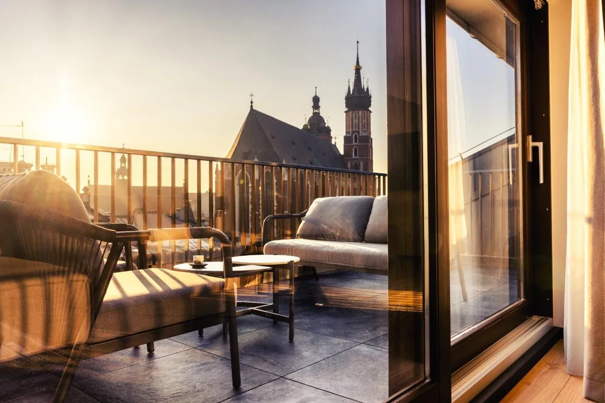 Nomadic Suites