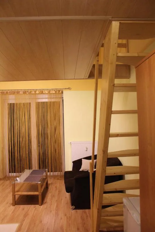 Apartamenty Green Garden z ogrodem i przyjazne dla zwierząt, Racibórz