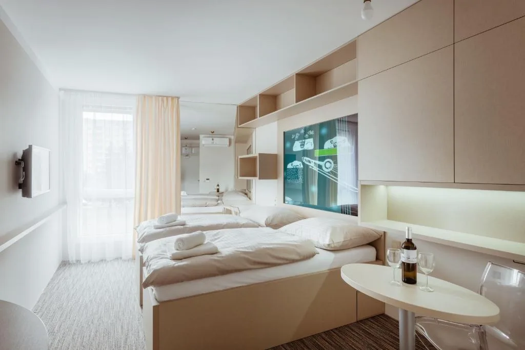 Smarthotel Nezvalova Archa — 2