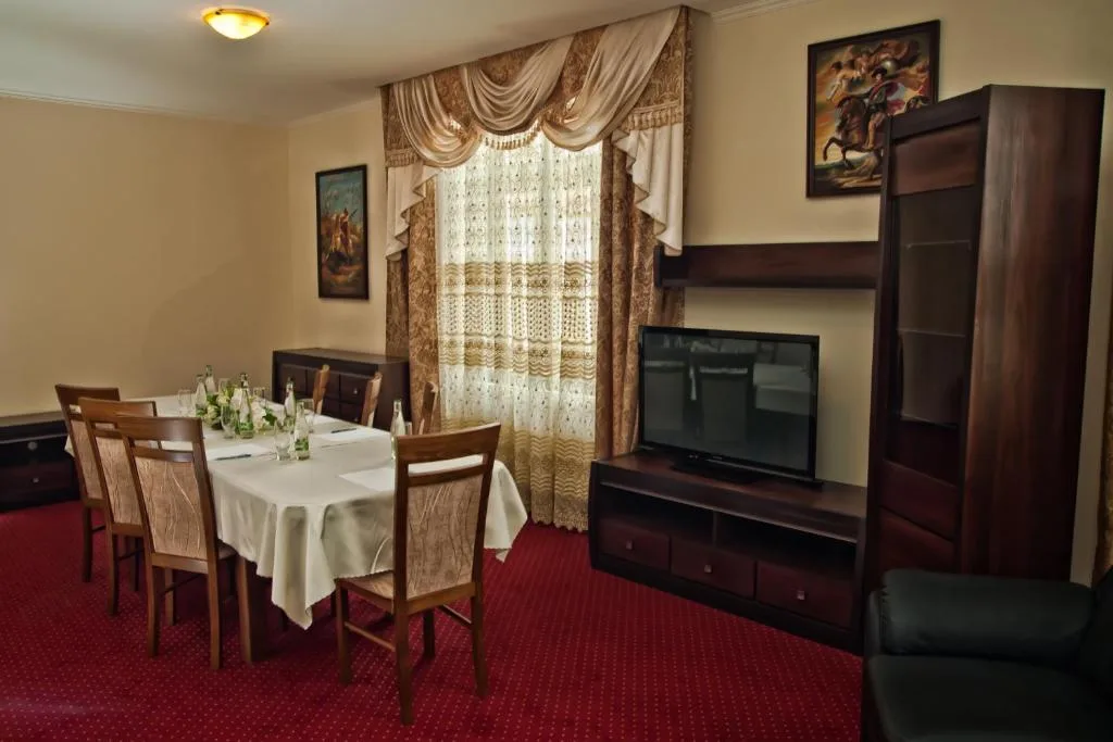 Hotel Europa — 5