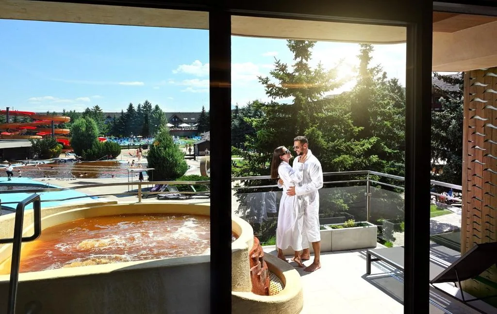 Hotel Galeria Thermal Bešeňová — 2