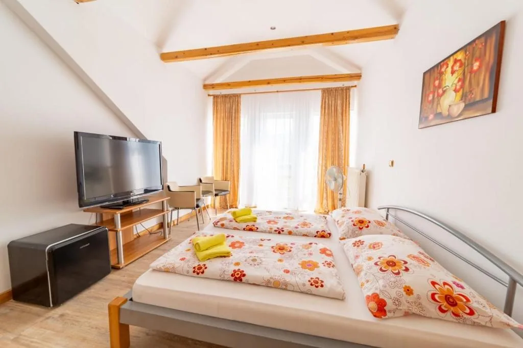 Hotel Palazzo -ubytovanie s reštauraciou — 5