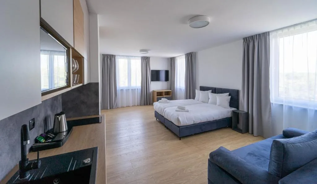 Milo Aparthotel