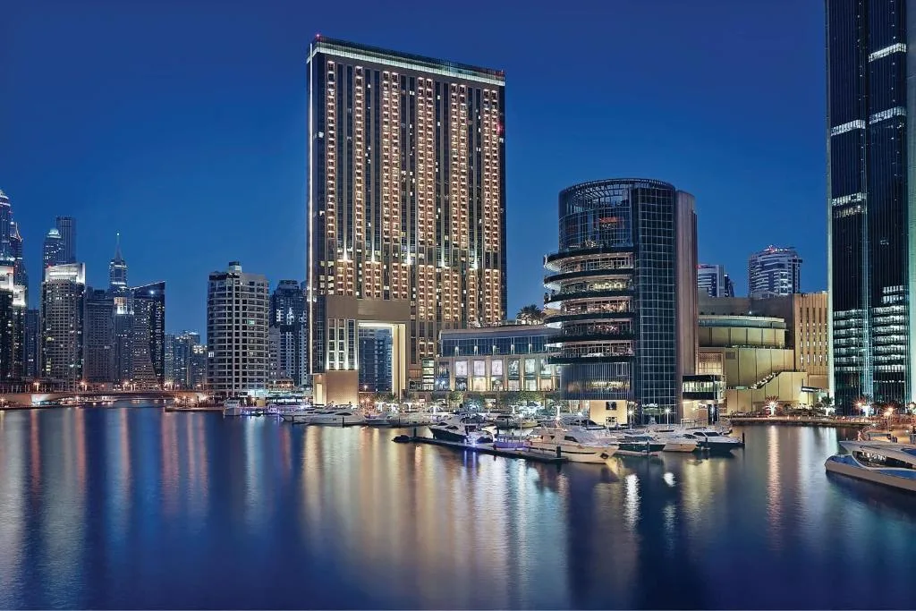 JW Marriott Hotel Marina — 5