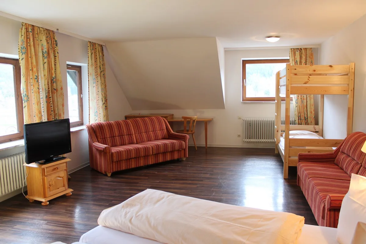 Action Forest - Active Hotel