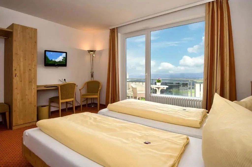 JUFA Hotel Schwarzwald — 2