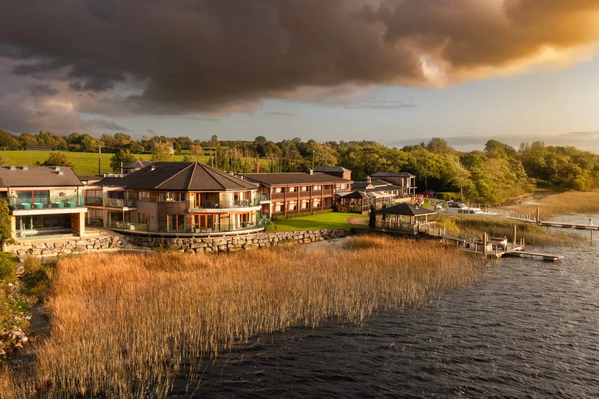 Wineport Lodge — 2