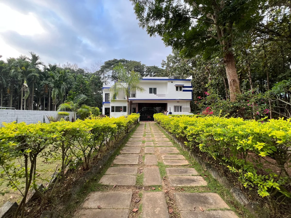 THE HEAVEN RESORT