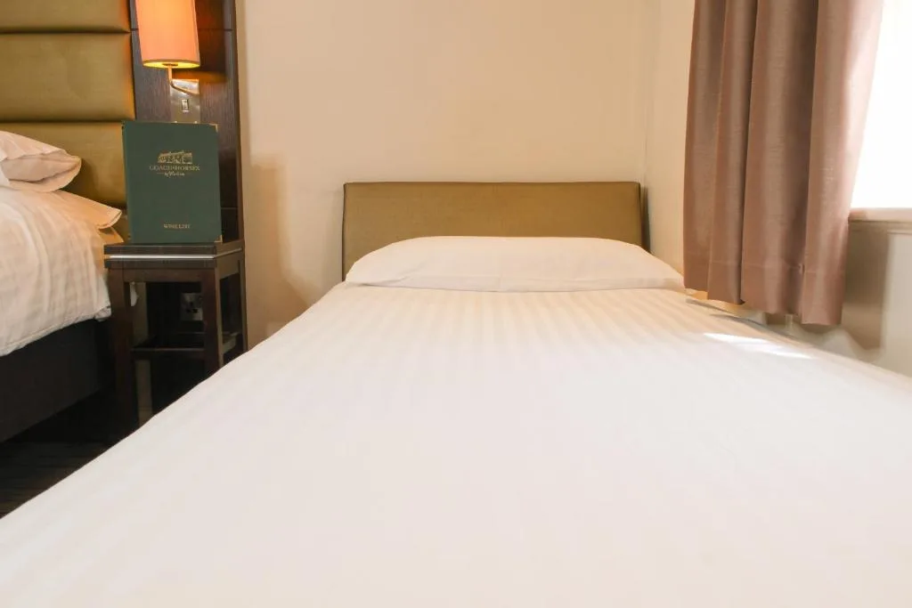 Coach & Horses Hotel — 5