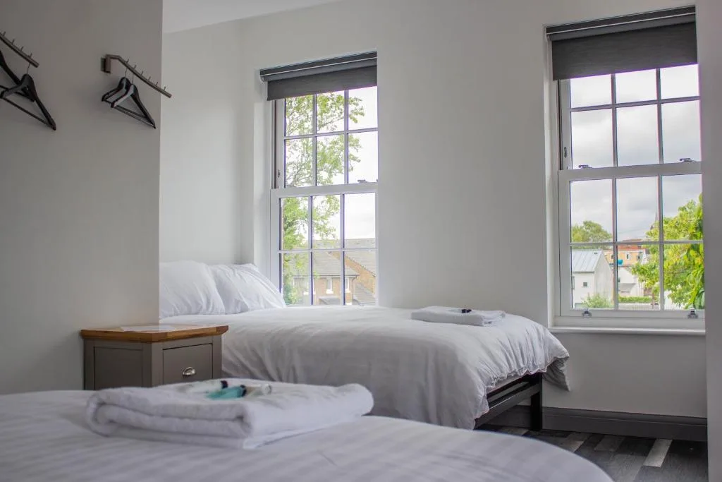 Crofts Hotel — 2