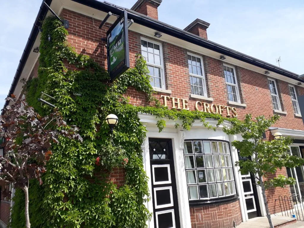 Crofts Hotel — 5