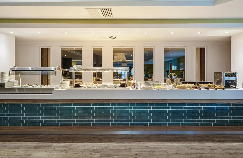 Holiday Inn Cardiff North M4 Jct 32 by IHG — 5