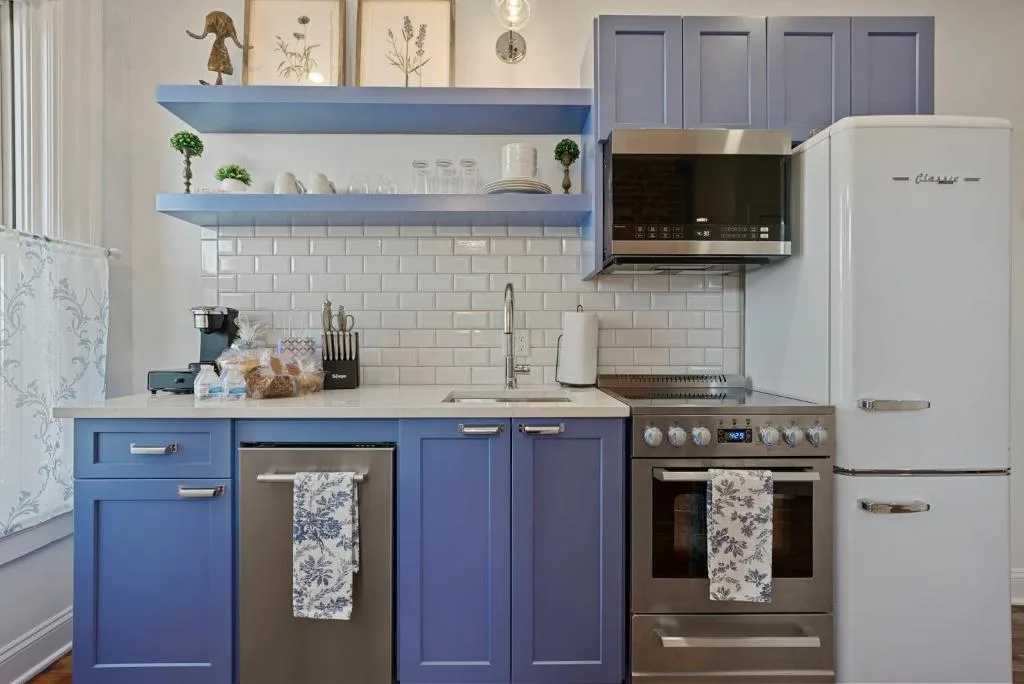 Luxury Boutique Downtown Private Unit — 3