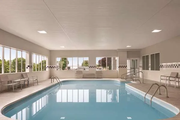 Country Inn & Suites by Radisson, Port Clinton, OH — 5