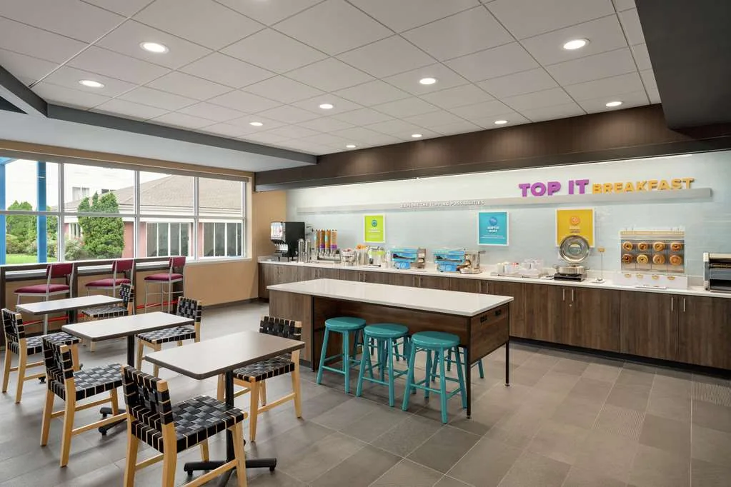 Tru by Hilton Sandusky — 4
