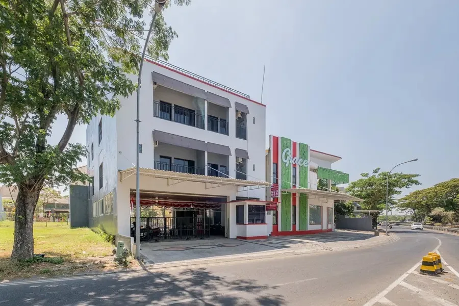 RedDoorz Plus @ Grace Residence Surabaya — 2