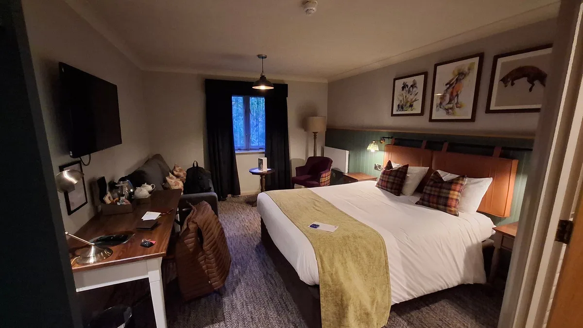 Ely Hotel — 2