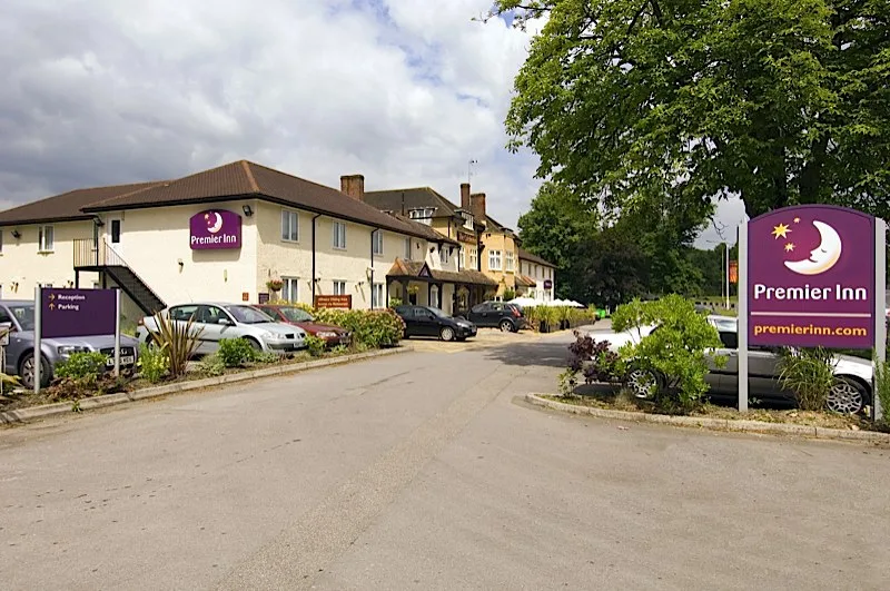 Premier Inn Bagshot hotel