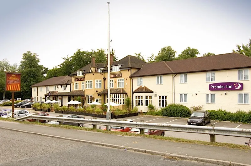 Premier Inn Bagshot hotel — 4