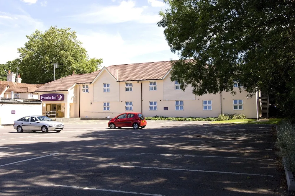Premier Inn Bracknell (Twin Bridges) hotel — 5