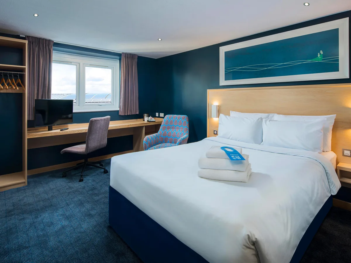 Travelodge Bracknell — 2