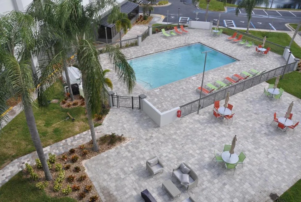 Nobile Hotel Parkway at Celebration Orlando Very Close to Disney Theme Parks — 3