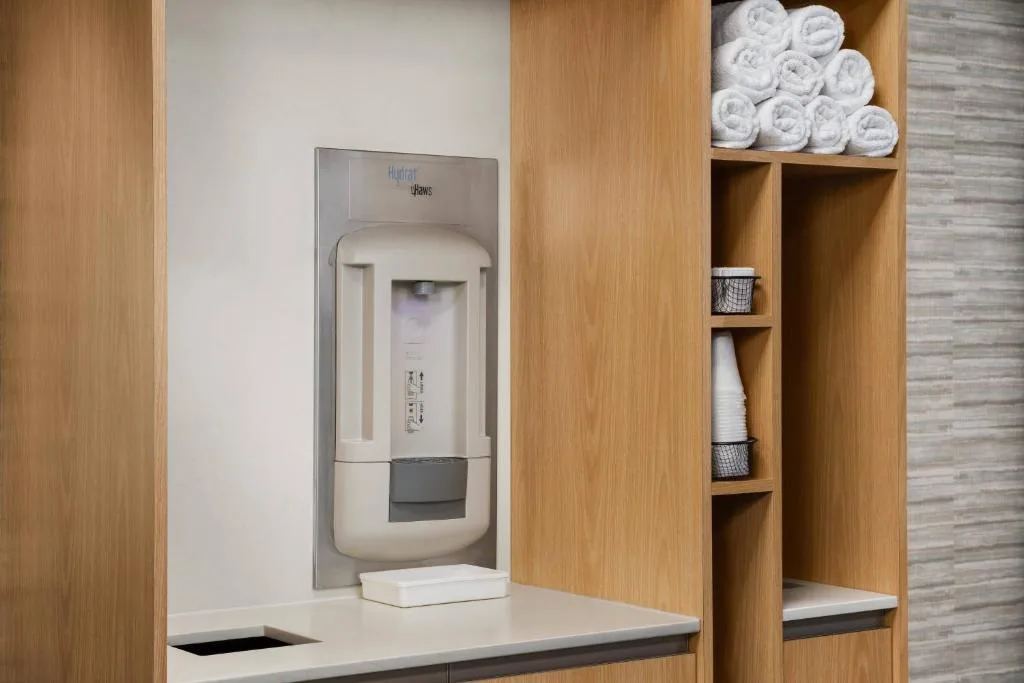 Courtyard by Marriott Orlando Lake Buena Vista at Vista Centre — 3