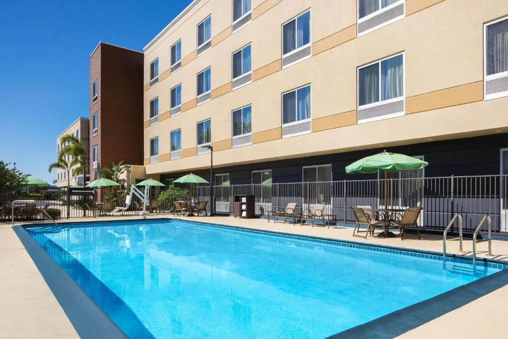 Fairfield Inn & Suites by Marriott Orlando Kissimmee/Celebration — 4