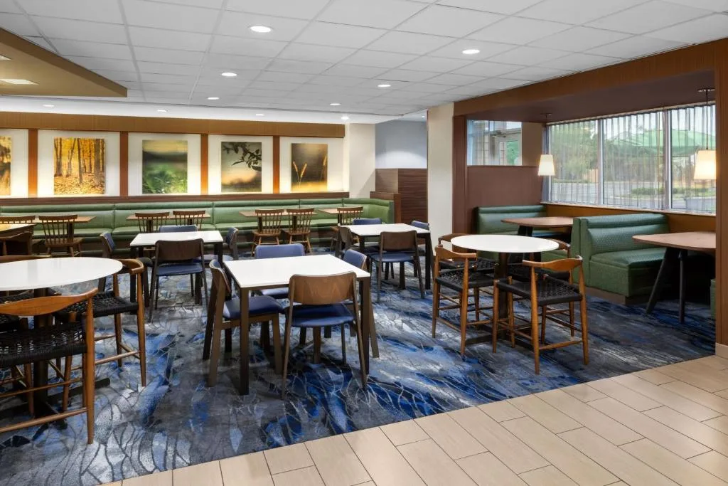 Fairfield Inn & Suites by Marriott Orlando Kissimmee/Celebration — 5
