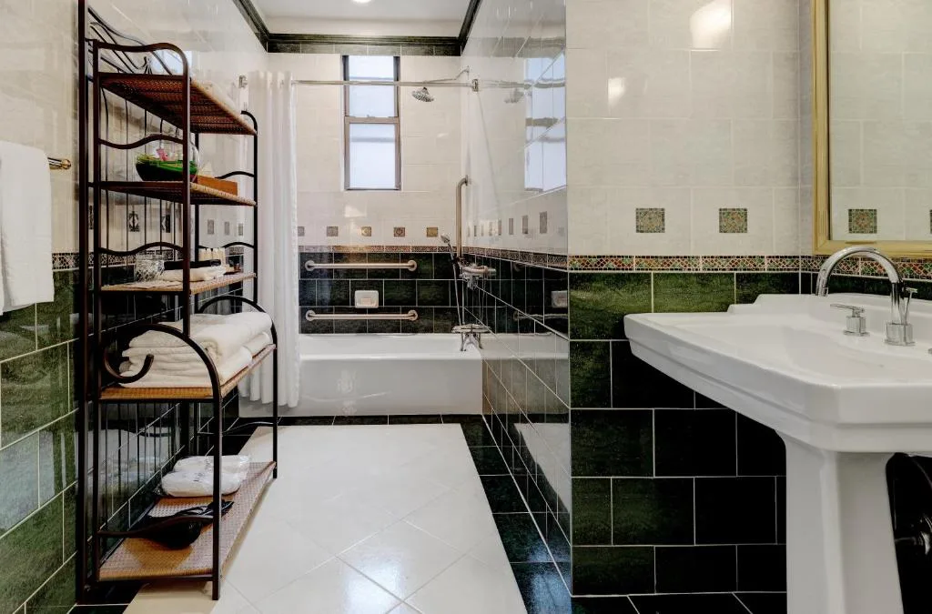 Casablanca Hotel by Library Hotel Collection — 3