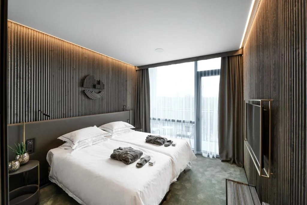 Mana Sleep & Spa — 3