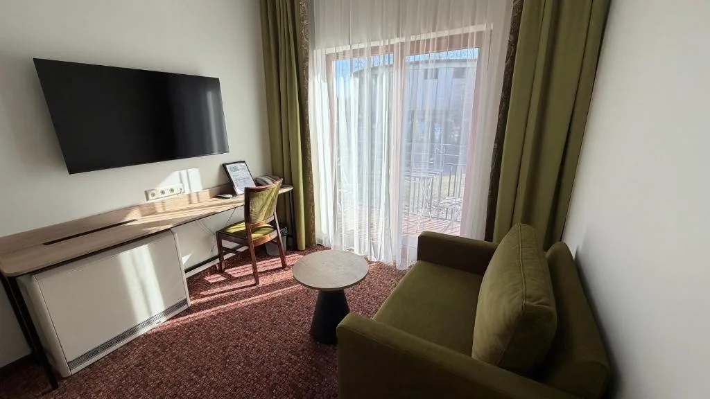 Regina Hotel — 5