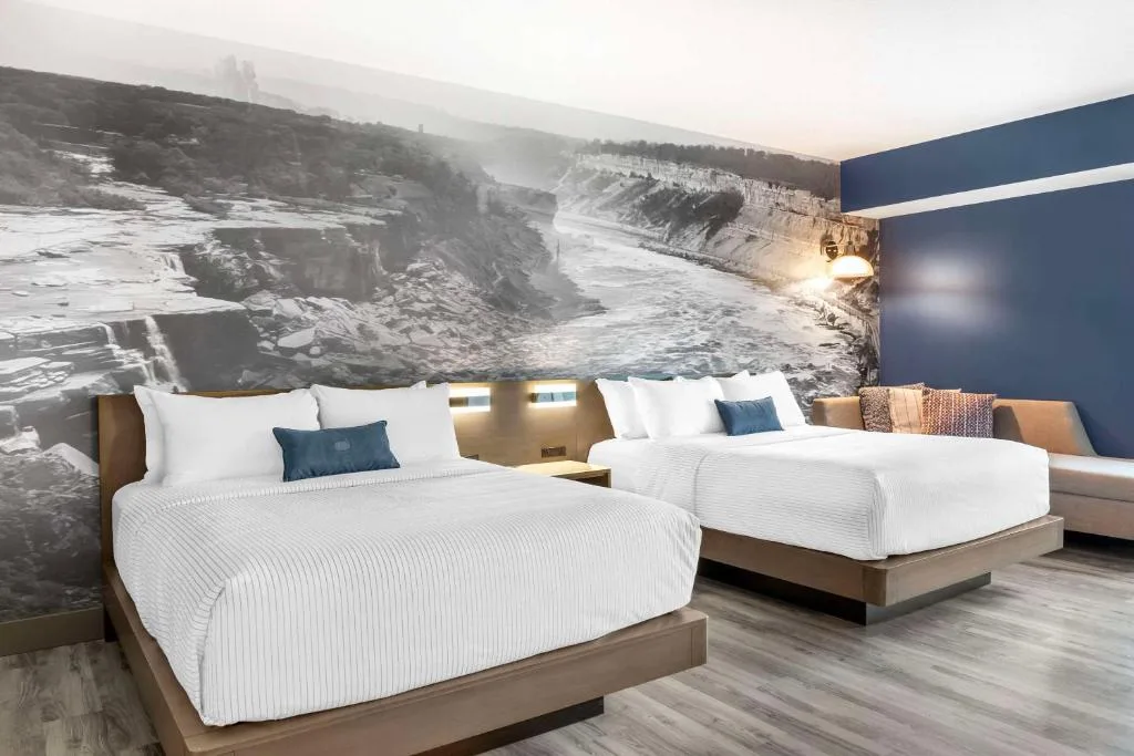 Cambria Hotel Niagara Falls — 2