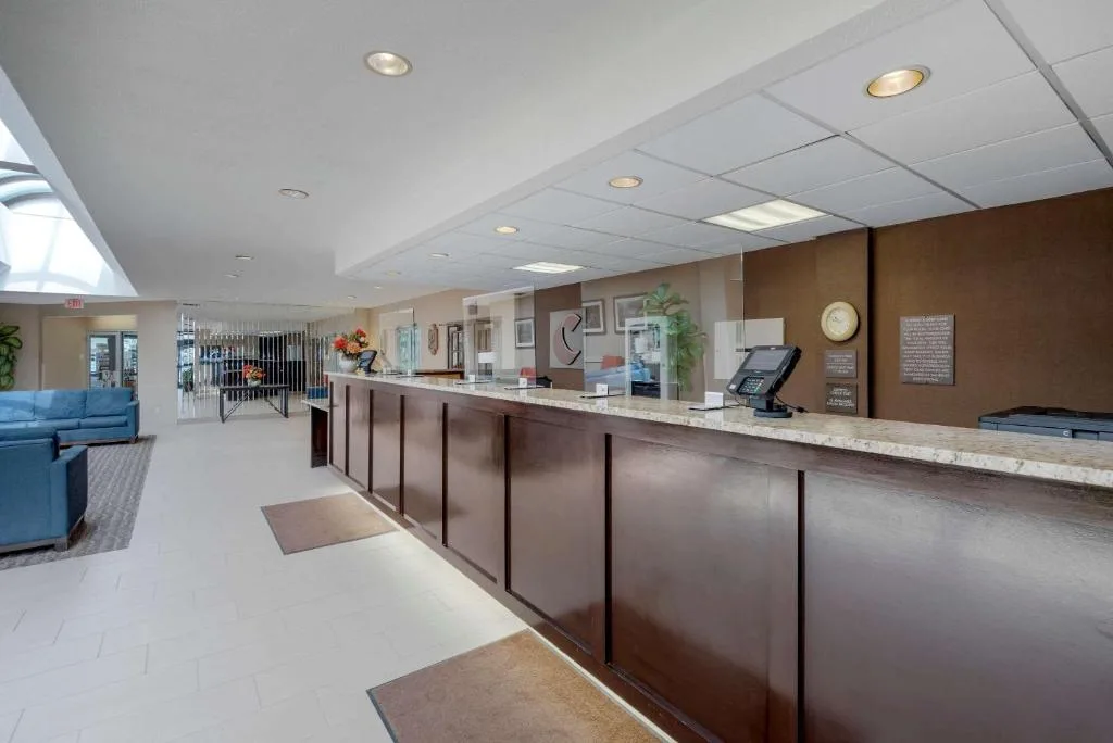 Comfort Inn The Pointe — 3