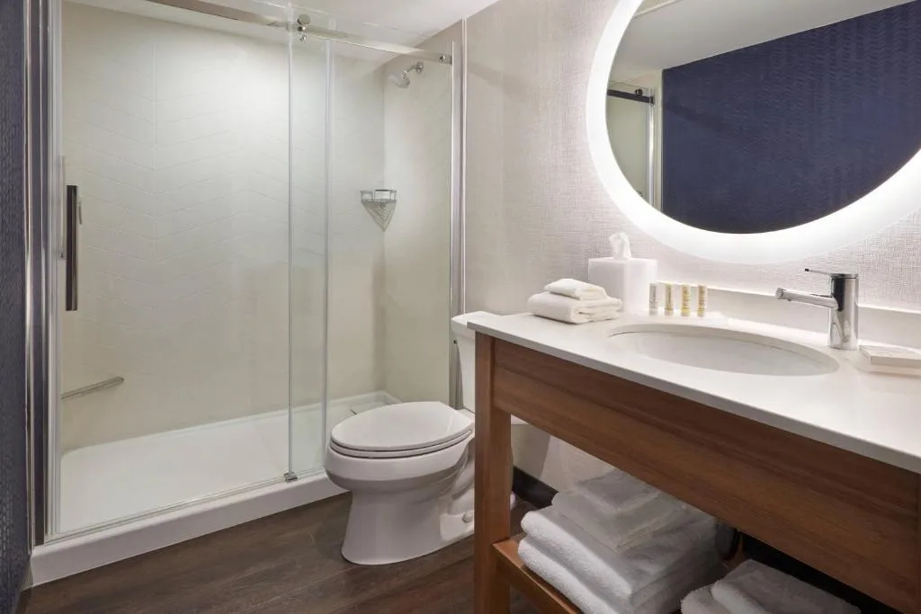 Fairfield by Marriott Niagara Falls, Canada — 3