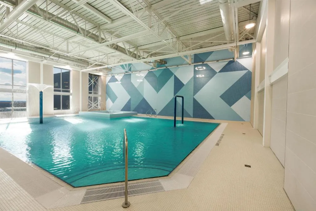 Hilton Niagara Falls/ Fallsview Hotel and Suites — 4