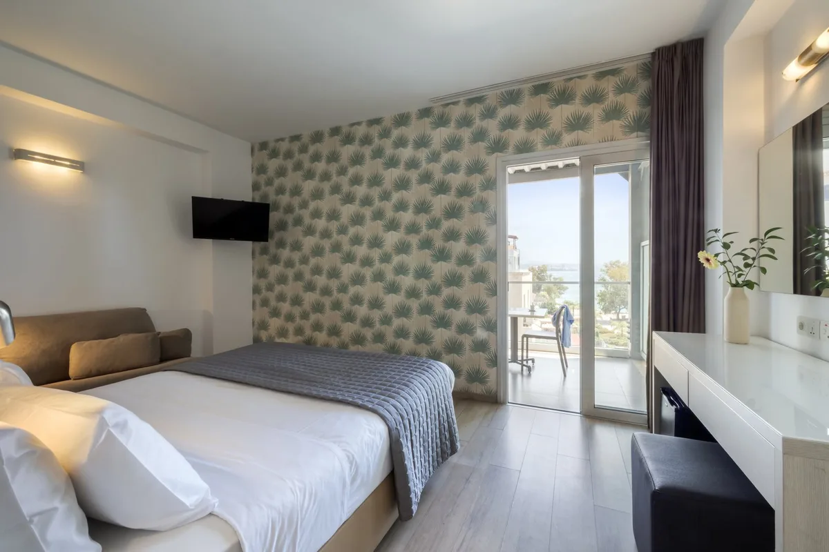 Harmony Bay Hotel — 4