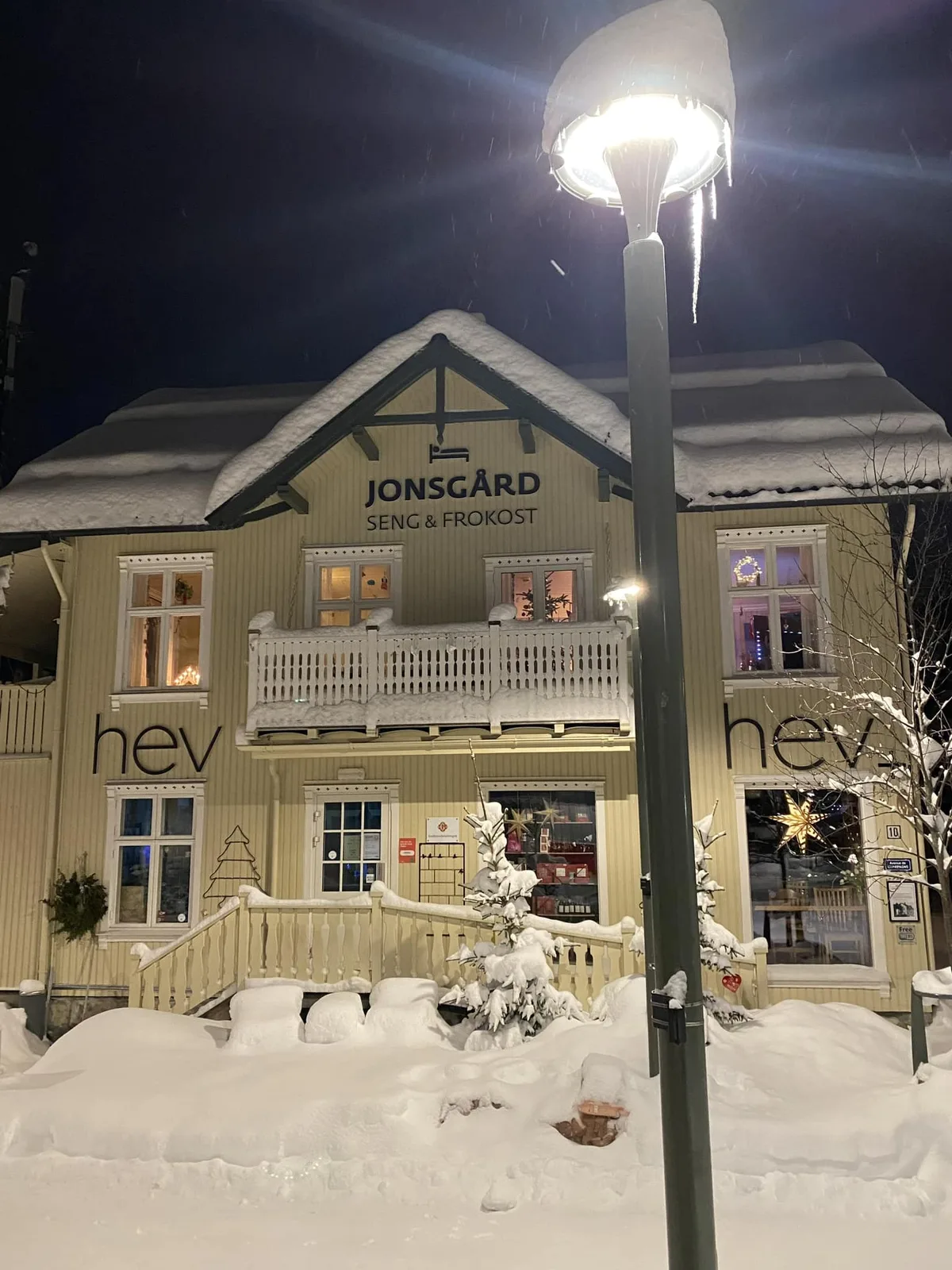 Jonsgård bed and breakfast B & B Britt Åse Høyesveen — 3
