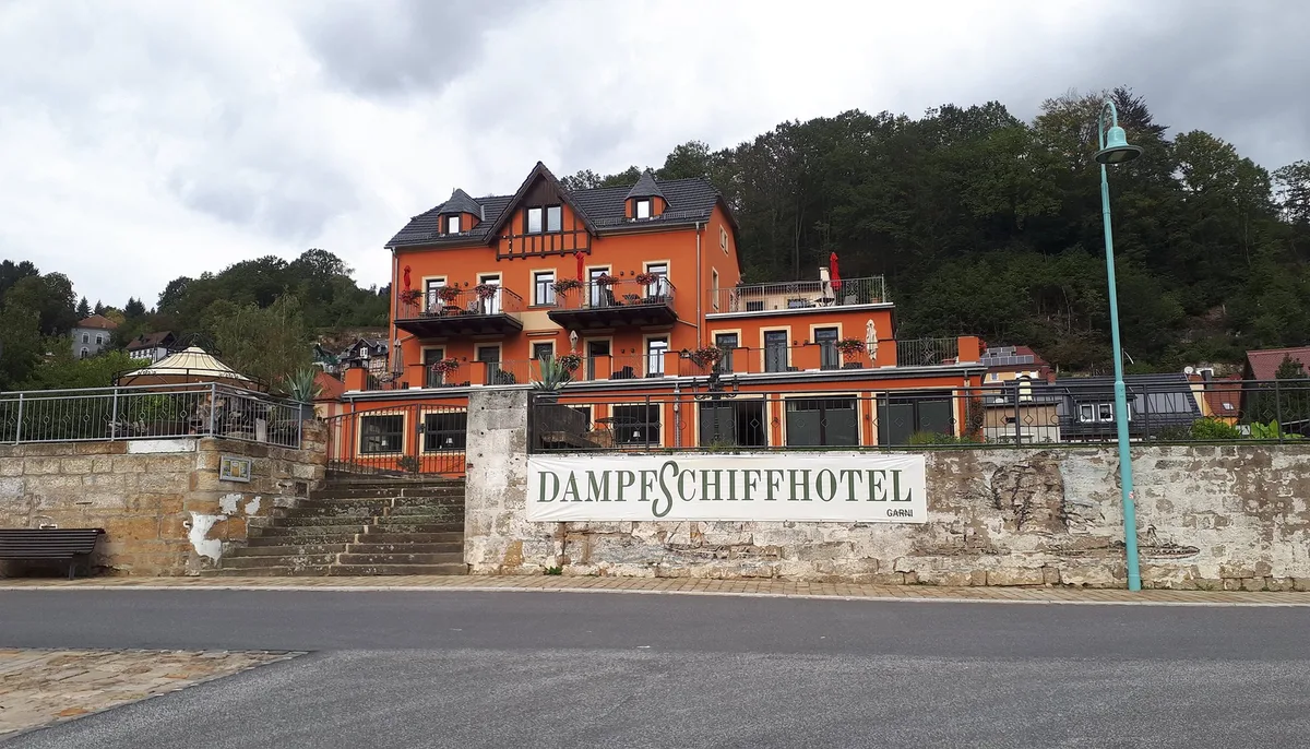 Dampfschiffhotel — 2