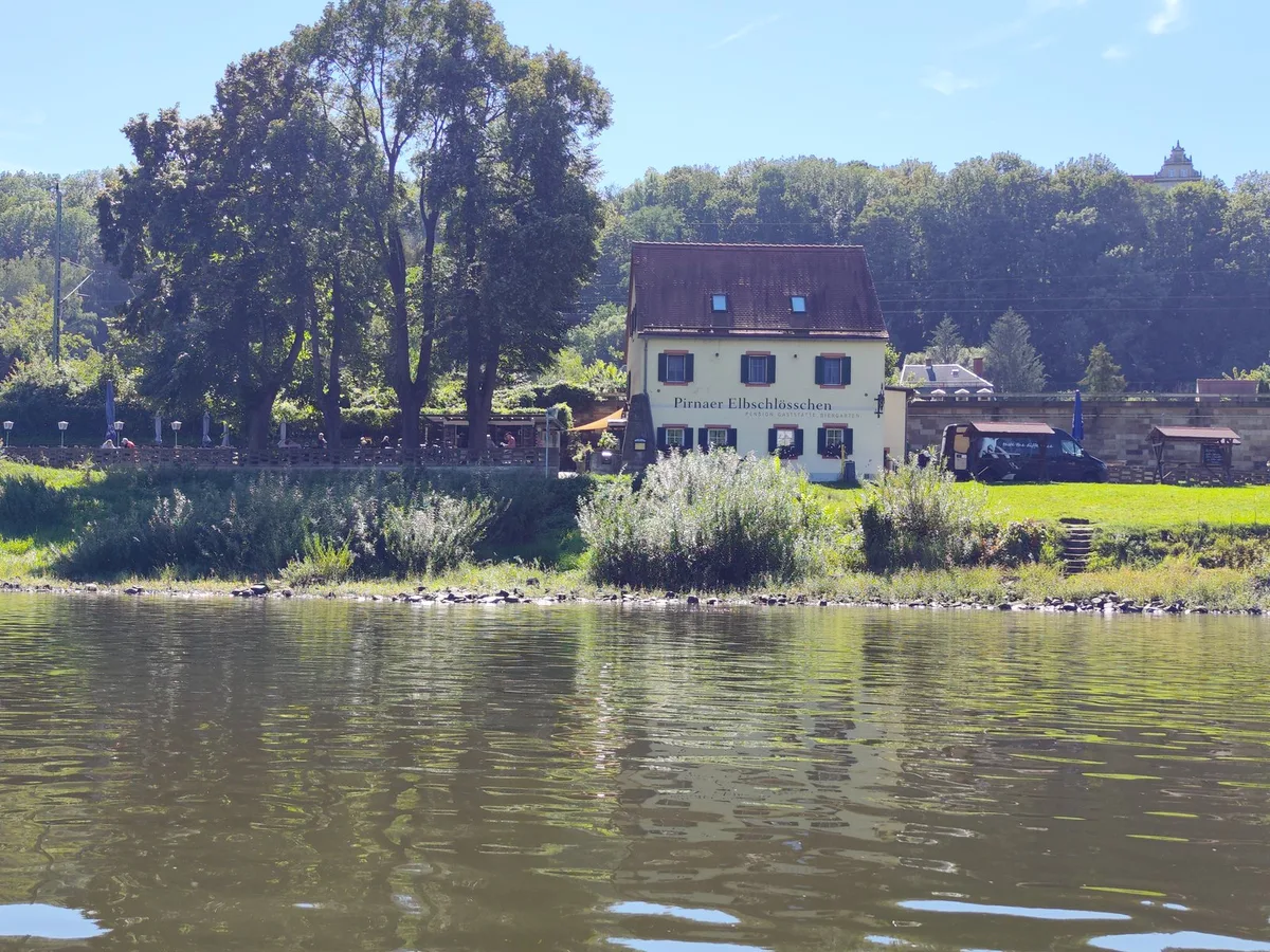 Gästehäuser Pension Am Elbhang Inh. Jost Karla