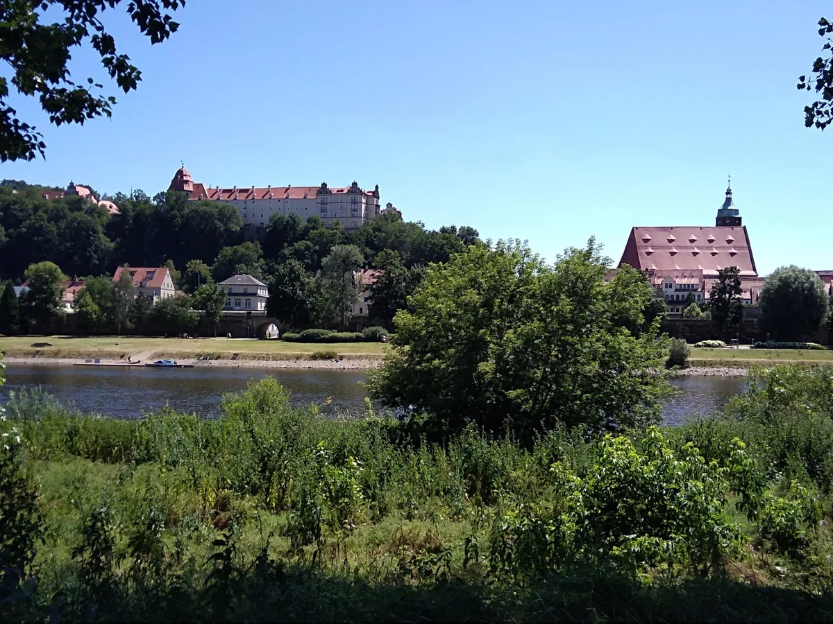 Gästehäuser Pension Am Elbhang Inh. Jost Karla — 4