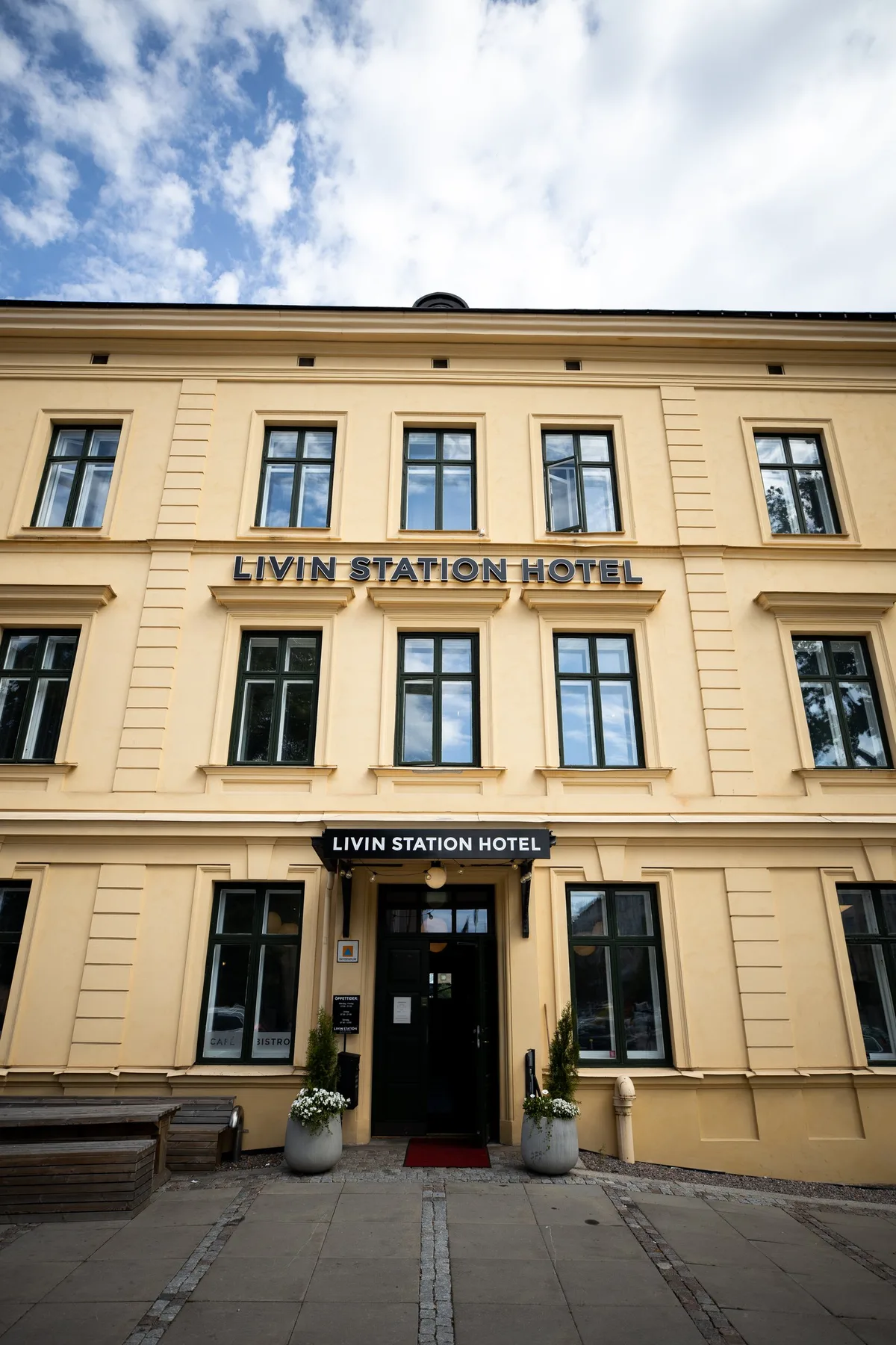 Livin Station — 4