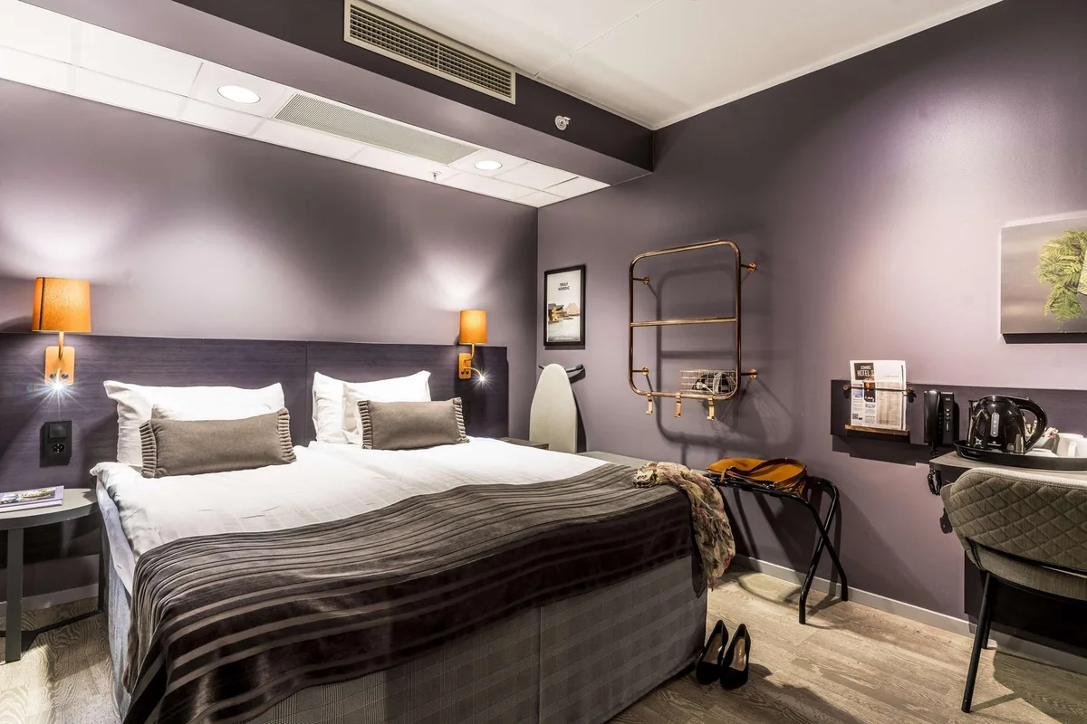 Scandic Continental — 2