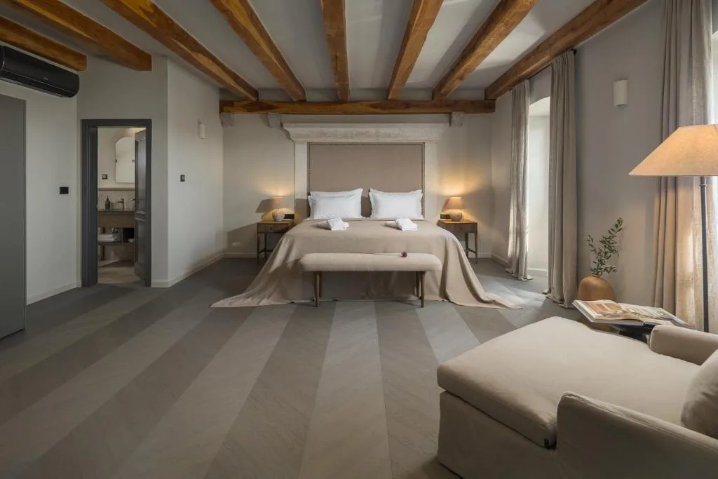 San Tomasini Heritage Hotel — 2
