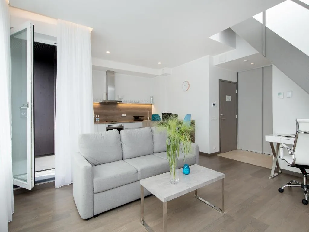 8ERA Business Executive Rotermanni Apartments
